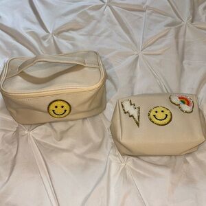 2 Set of makeup bags